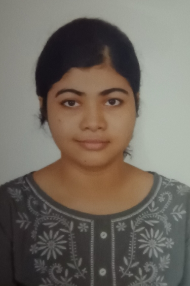 Headshot of Shreya Pramanik