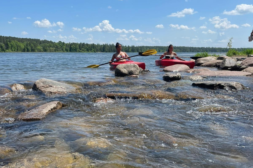 RIDGS Faculty participants kayaking at the headwaters of the Mississippi.