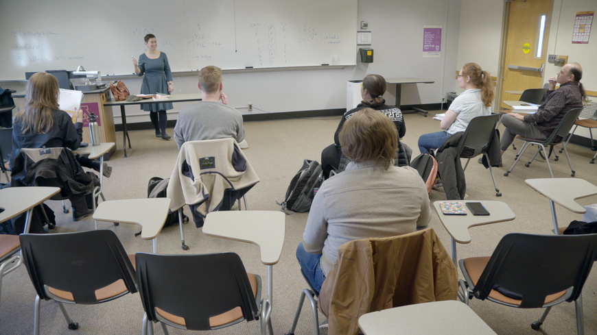 Students in a Field Methods class for linguistics