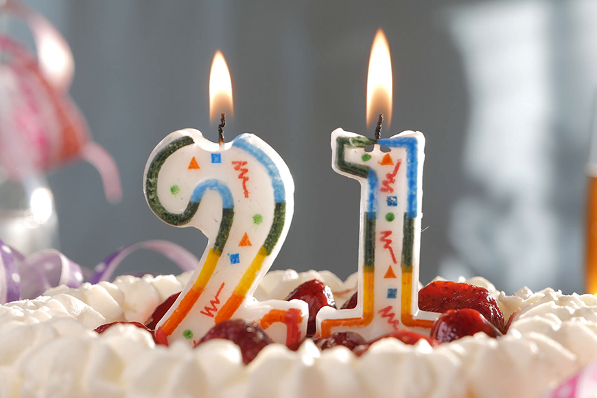 The birthday cake with candles in the form of number 21 icon. • wall  stickers bakery goods, 21, muffin | myloview.com