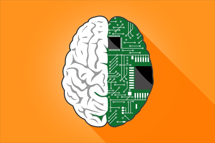Image of brain with one hemisphere a circuit board