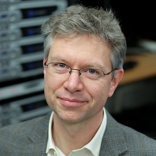 Headshot of Dr. Andrew Oxenham