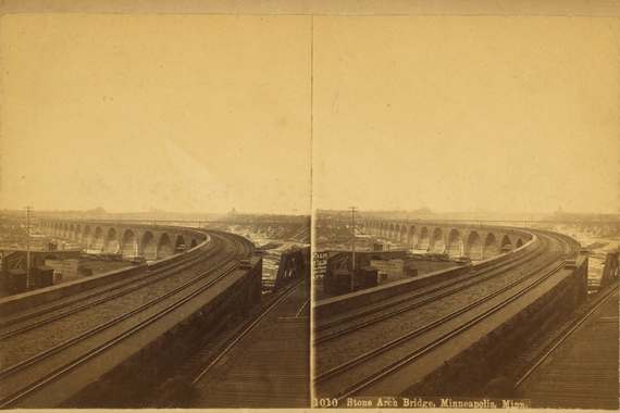 Old stereoscopic photo of Stone Arch Bridge, Minneapolis