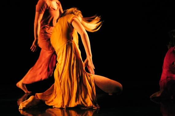 Production photo from an UMTAD dance performance