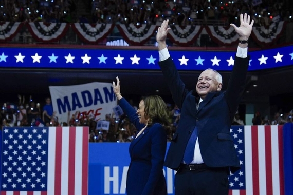 Kamala Harris and Tim Walz at rally.